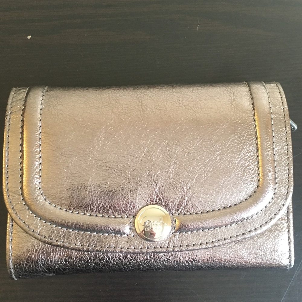 Coach Silver wallet - Brand New
